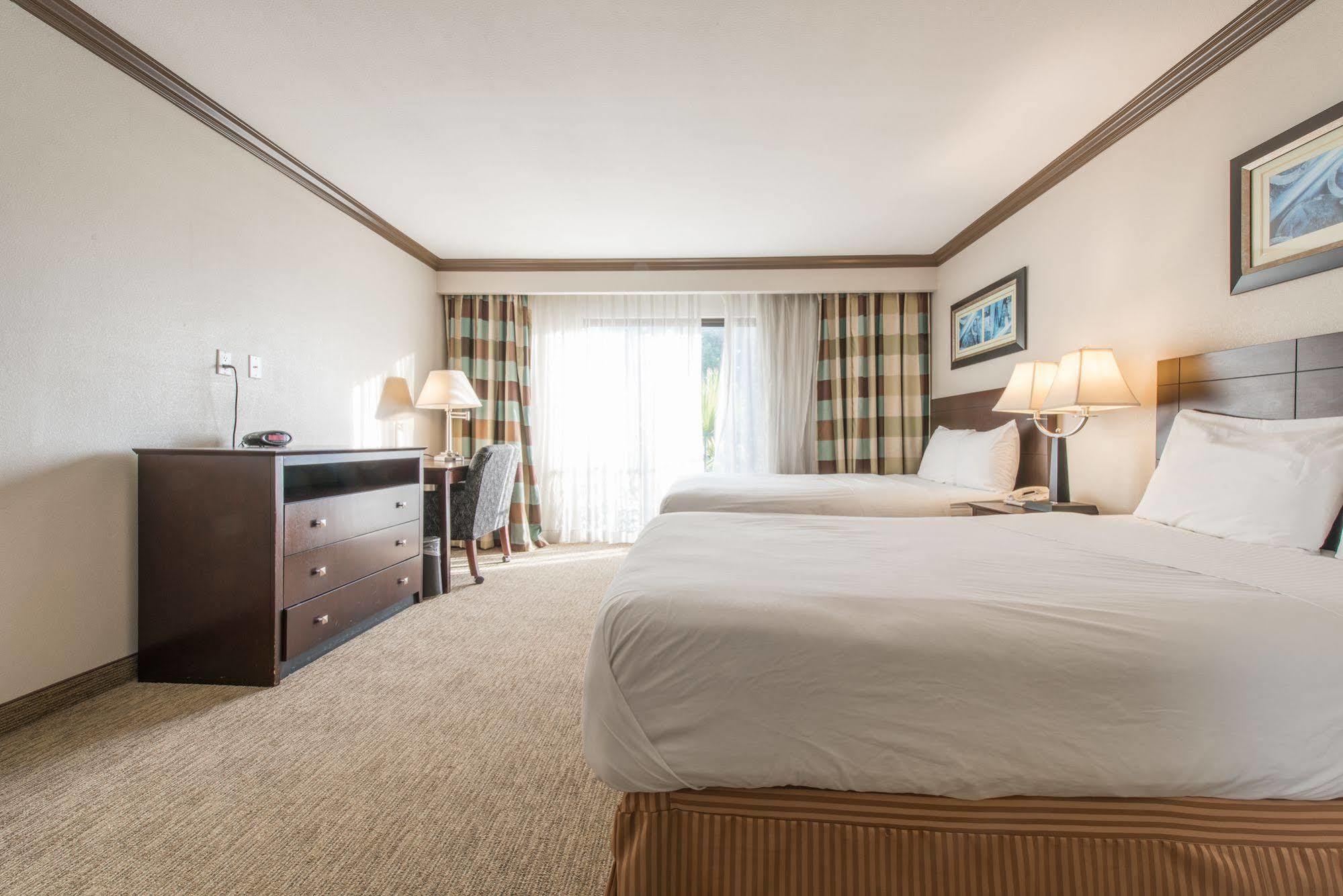Vanllee Hotel Covina Zewnętrze zdjęcie